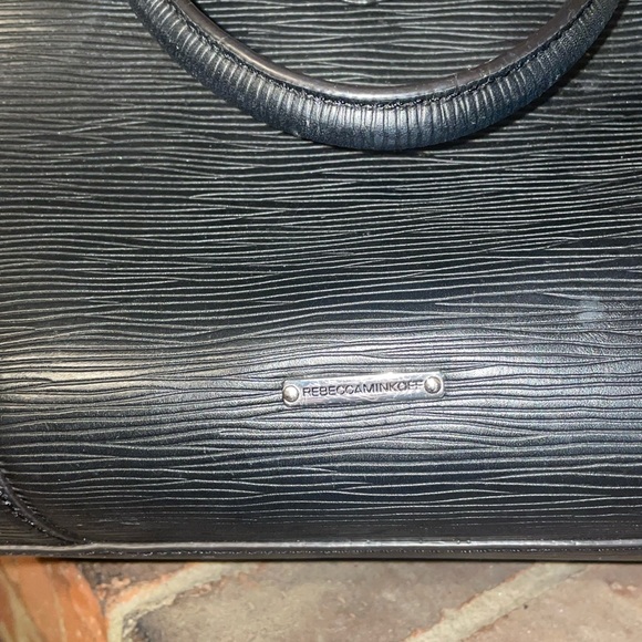 Rebecca Minkoff Wavy Leather Zipper Embellished Bag + Adjustable/removable strap - Picture 2 of 11